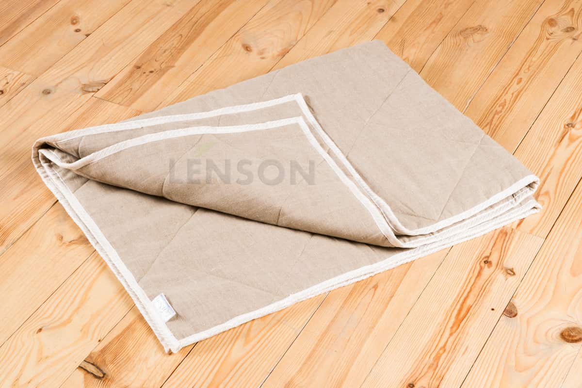 natural'noe-l'nyanoe-odeyalo