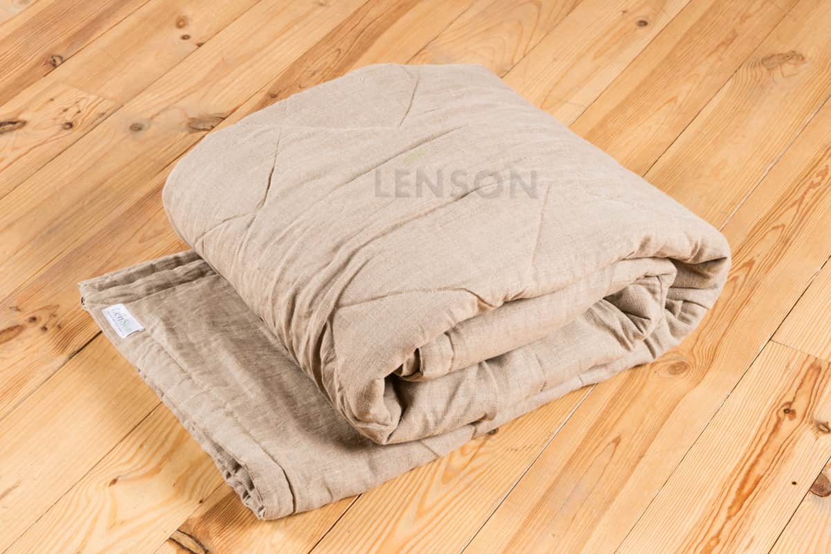 natural'noe-odeyalo-izo-l'na